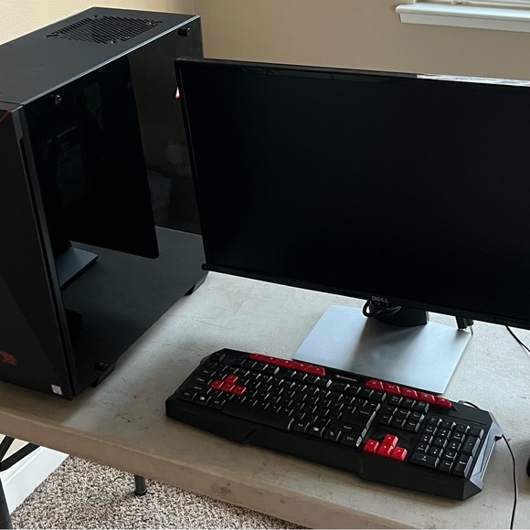 Computer - Picture 2 of 2